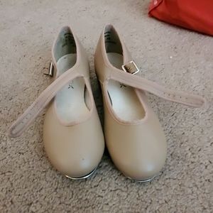 Capezio tap shoes